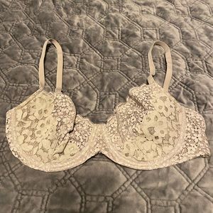 Victoria’s Secret bra